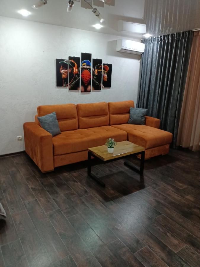 Apartment с видом на парк,в минуте ходьбы от акимата,налоговой, прокуратуры,рахмета,dostyk Mall,цона Petropavlovsk
